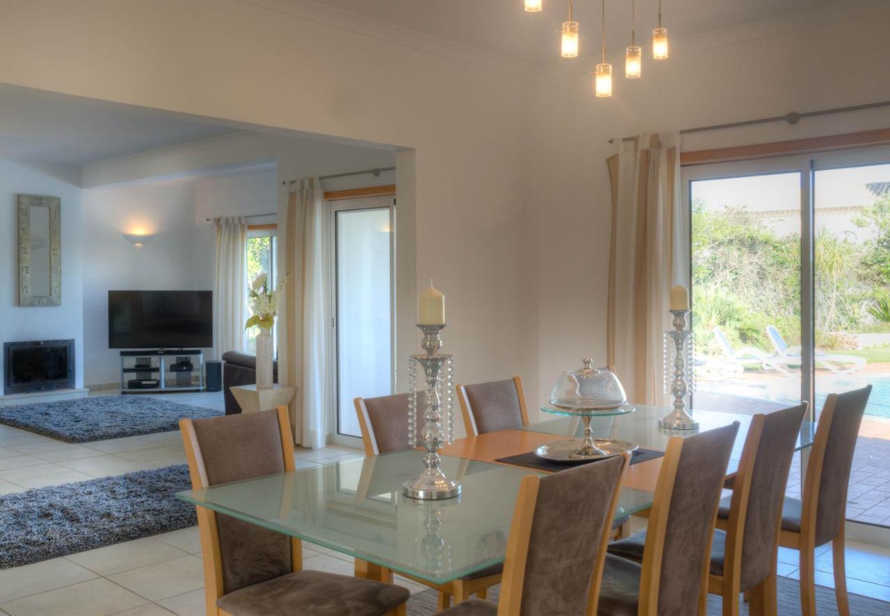 Villa Montanha, Luxury Coastal Villa, With Swimming Pool, Loungers And Alfresco Dining, 10 Min Walk To The Beautiful Praia Da Luz Beach, Shops, Bars And Restaurants! Экстерьер фото
